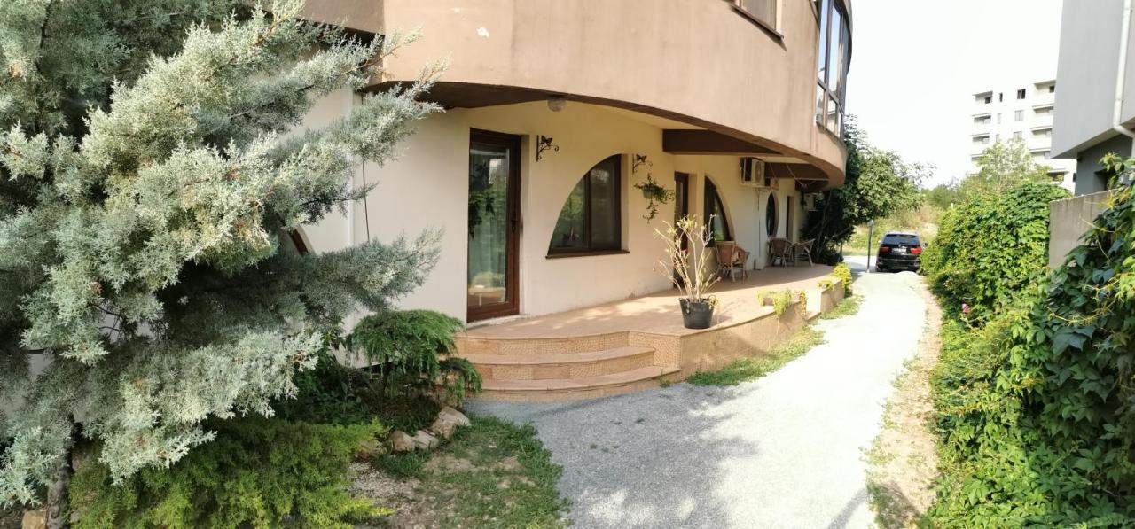 Vila Zuzette Hotel Constanţa Buitenkant foto